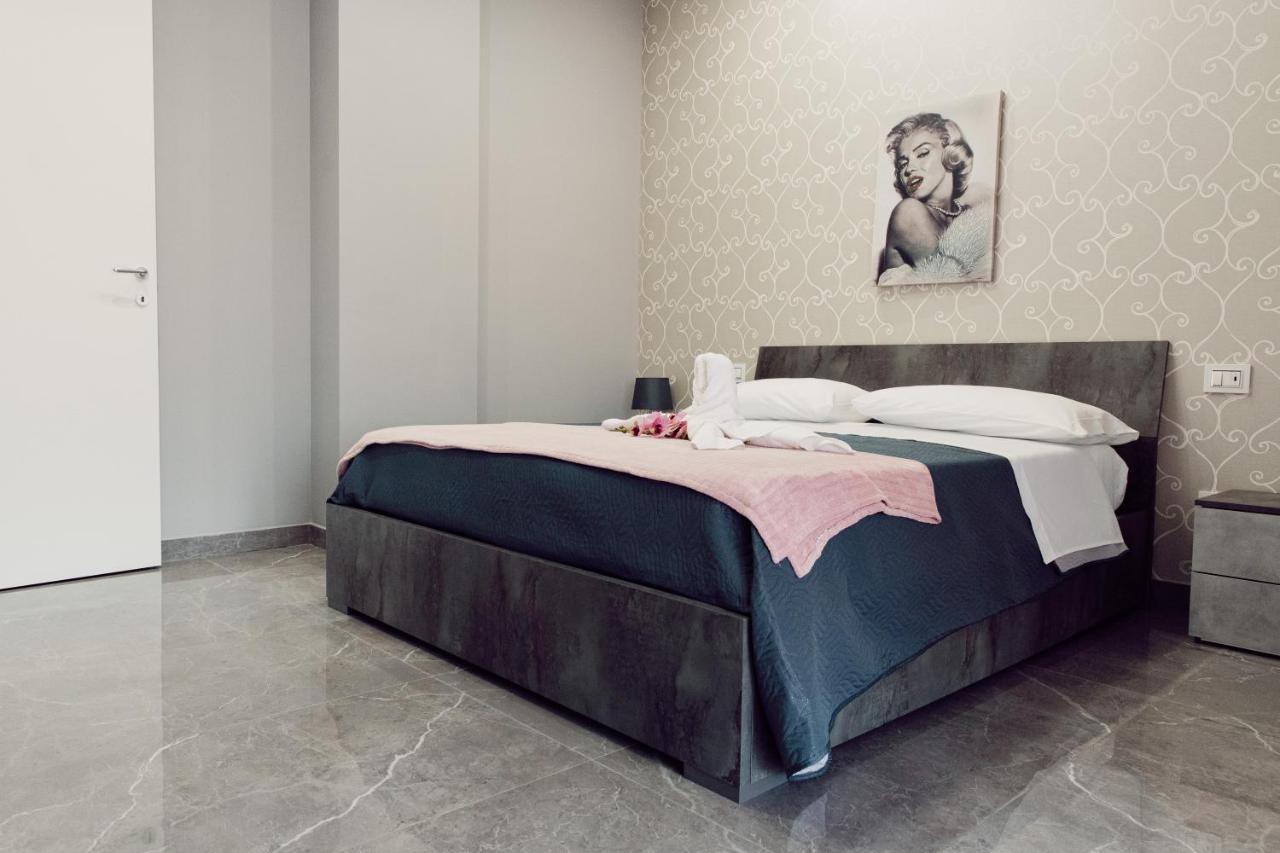 Hotel La Punta à San Giovanni La Punta Extérieur photo